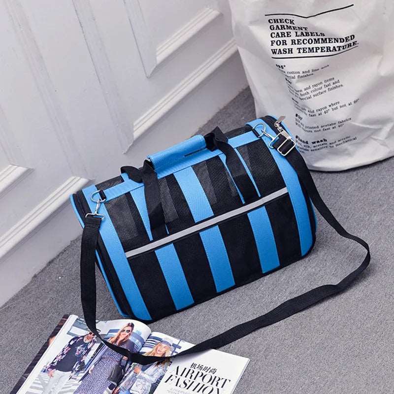 Blue Pet Carrying Bag Large Capacity Portable Breathable Shoulder Bag For Outdoor Use Suitable For All Seasons